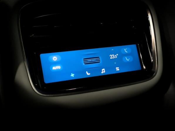 Exeed Exlantix ES с пробегом 2025 года, цена 4 780 000 рублей, 17240 км, седан, Автокод Объявления