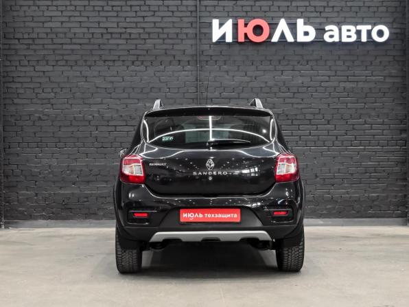 Renault Sandero II с пробегом 2017 года, цена 1 030 000 рублей, 130555 км, хэтчбек, Автокод Объявления