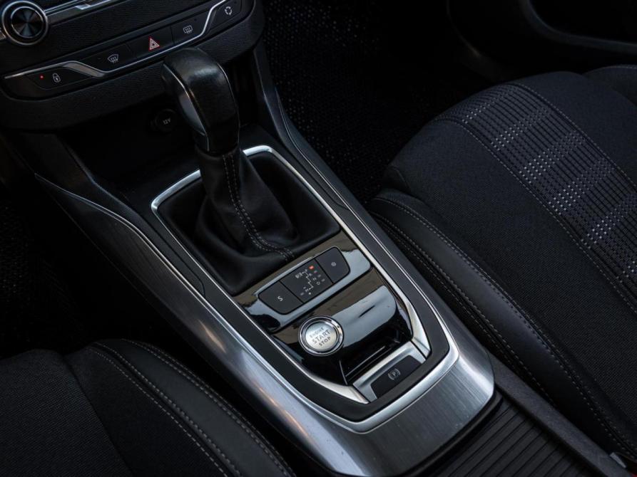 Peugeot 308 II Рестайлинг Краснодар  - изображение 12