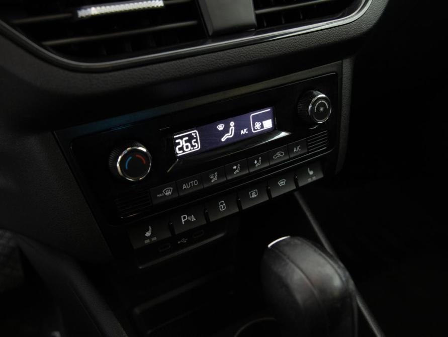 Volkswagen Polo VI Санкт-Петербург  - изображение 14