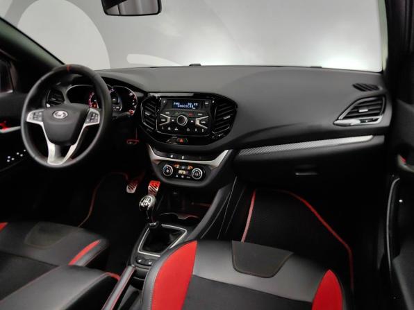 Lada (ВАЗ) Vesta I с пробегом 2019 года, цена 1 027 000 рублей, 131790 км, седан, Автокод Объявления