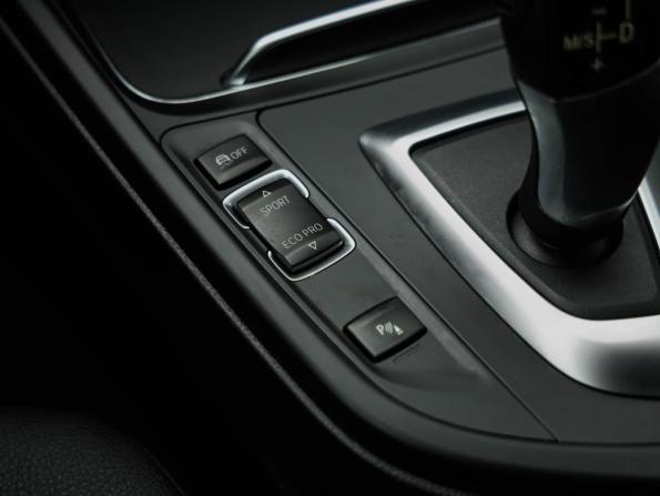 BMW 3 серии VI (F3x) Рестайлинг с пробегом 2017 года, цена 2 669 000 рублей, 126680 км, лифтбек, Автокод Объявления