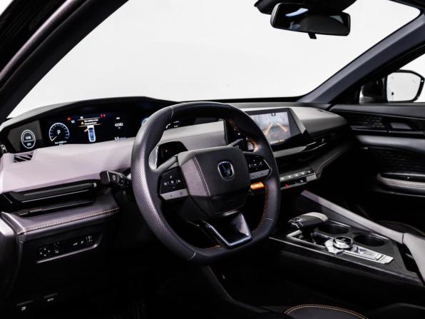Changan UNI-V I с пробегом 2023 года, цена 2 299 000 рублей, 43382 км, лифтбек, Автокод Объявления