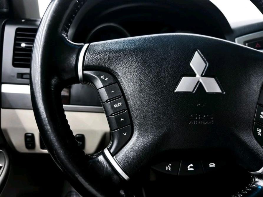 Mitsubishi Pajero IV Рестайлинг 2 Уфа  - изображение 15