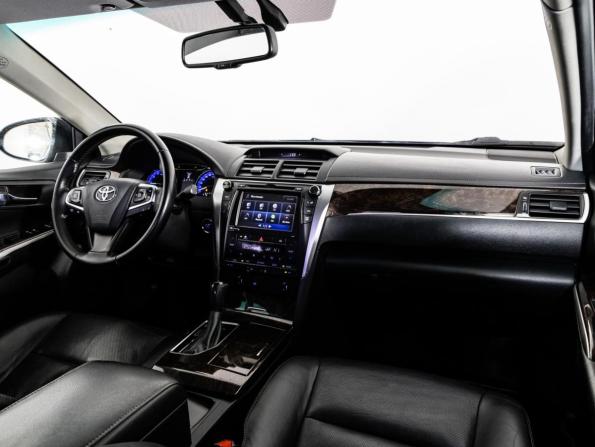 Toyota Camry VII (XV50) Рестайлинг 2 с пробегом 2017 года, цена 1 799 000 рублей, 301220 км, седан, Автокод Объявления