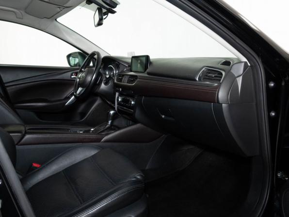 Mazda 6 III (GJ) Рестайлинг с пробегом 2015 года, цена 1 747 000 рублей, 165673 км, седан, Автокод Объявления