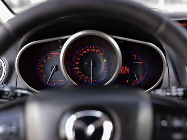 Mazda CX-7 I Рестайлинг с пробегом 2010 года, цена 1 050 000 рублей, 159615 км, внедорожник, Автокод Объявления