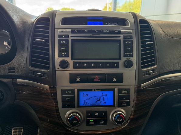 Hyundai Santa Fe II Рестайлинг с пробегом 2012 года, цена 1 075 000 рублей, 302191 км, внедорожник, Автокод Объявления
