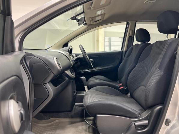 Nissan Note I Рестайлинг с пробегом 2009 года, цена 590 000 рублей, 215804 км, хэтчбек, Автокод Объявления