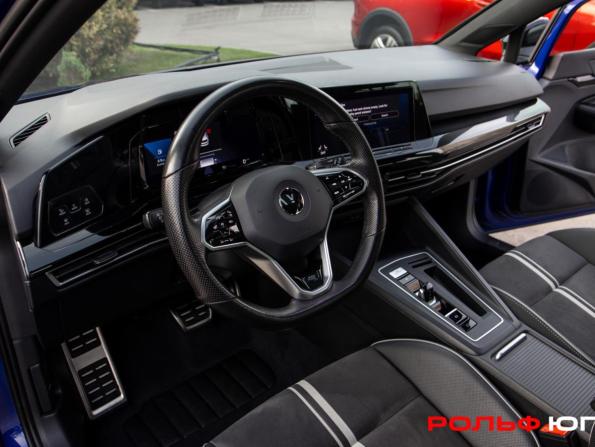 Volkswagen Golf VIII с пробегом 2021 года, цена 2 458 000 рублей, 51333 км, хэтчбек, Автокод Объявления