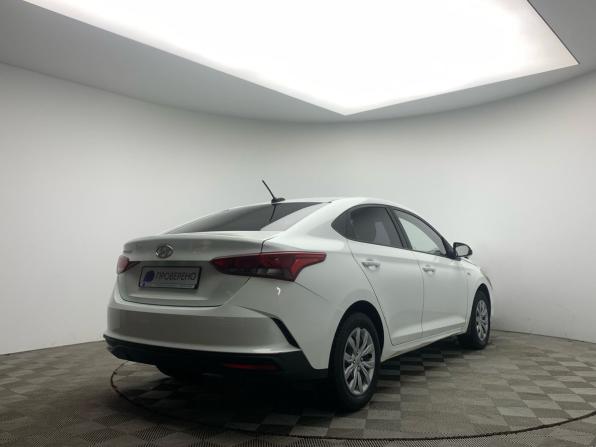 Hyundai Solaris II Рестайлинг с пробегом 2020 года, цена 1 049 000 рублей, 141113 км, седан, Автокод Объявления