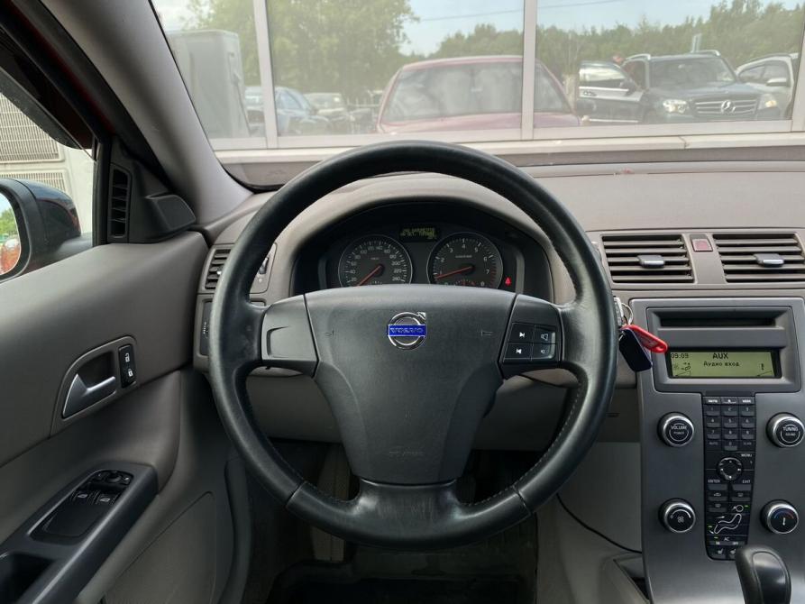 Volvo C30 I Москва  - изображение 14