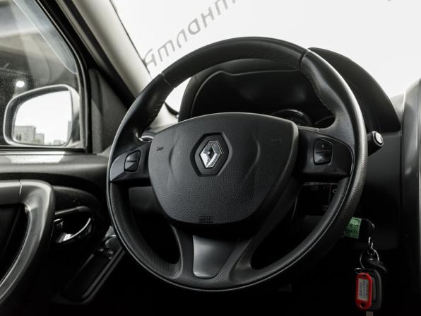 Renault Duster I Рестайлинг с пробегом 2018 года, цена 1 300 000 рублей, 124748 км, внедорожник, Автокод Объявления