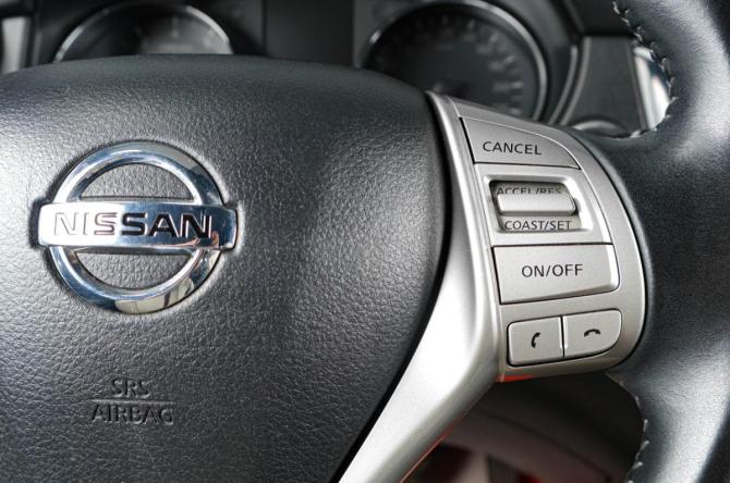 Nissan Qashqai II с пробегом 2016 года, цена 1 809 000 рублей, 99279 км, внедорожник, Автокод Объявления