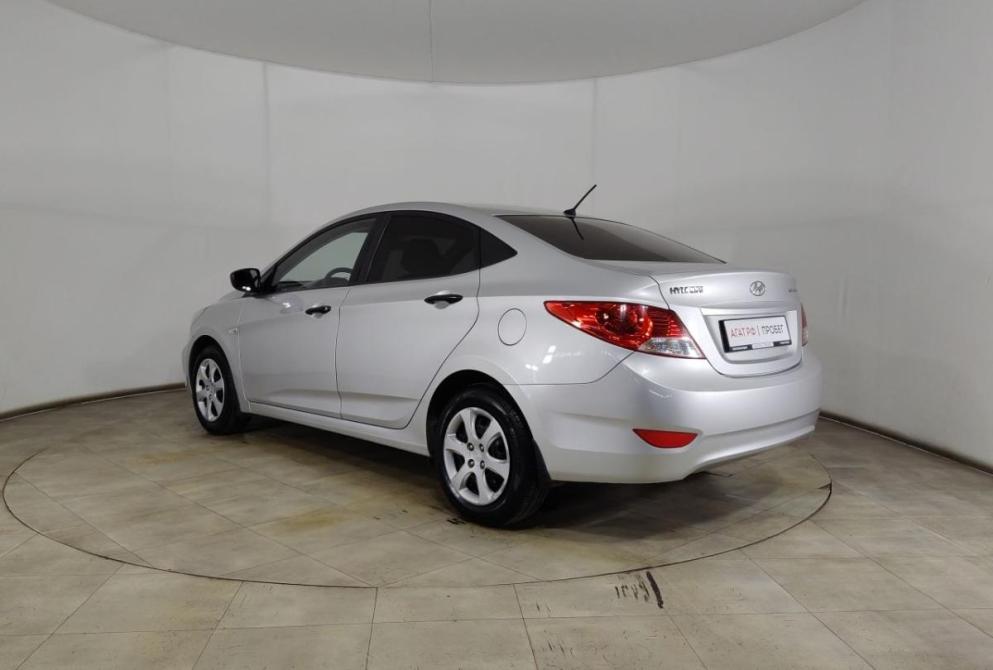 Hyundai Solaris I Волгоград  - изображение 7
