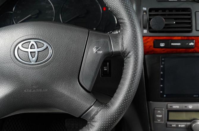 Toyota Avensis II с пробегом 2006 года, цена 729 000 рублей, 335000 км, седан, Автокод Объявления