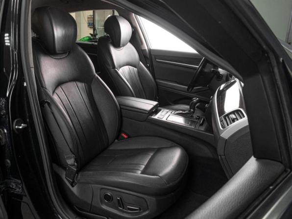 Hyundai Genesis II с пробегом 2016 года, цена 2 199 000 рублей, 195564 км, седан, Автокод Объявления