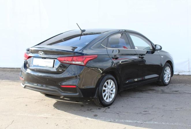 Hyundai Solaris I Рестайлинг с пробегом 2017 года, цена 1 355 000 рублей, 103257 км, седан, Автокод Объявления