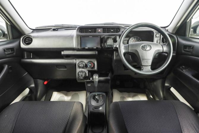 Toyota Probox I Рестайлинг с пробегом 2017 года, цена 1 249 000 рублей, 156000 км, универсал, Автокод Объявления