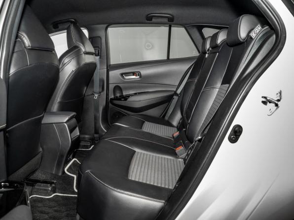 Toyota Corolla XII (E210) с пробегом 2021 года, цена 1 900 000 рублей, 42547 км, универсал, Автокод Объявления
