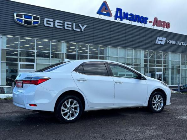 Toyota Corolla XI (E160 E170 E180) Рестайлинг 1 с пробегом 2017 года, цена 1 580 000 рублей, 186958 км, седан, Автокод Объявления