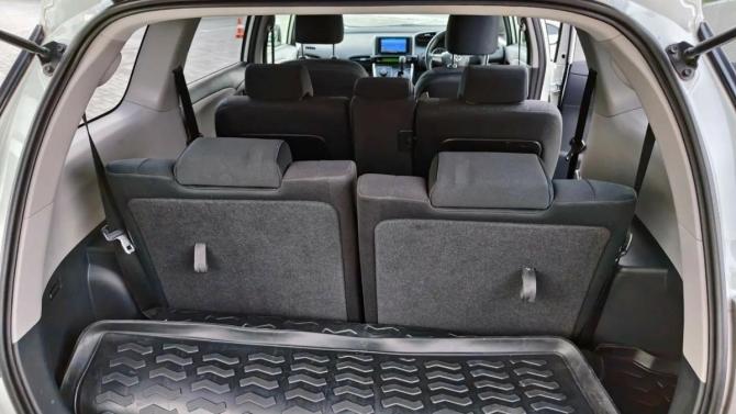 Toyota Wish II с пробегом 2011 года, цена 1 099 000 рублей, 192072 км, минивэн, Автокод Объявления