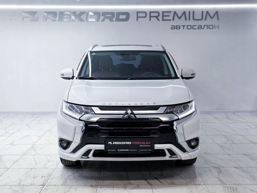 Mitsubishi Outlander III Рестайлинг 3 Уфа  - изображение 4