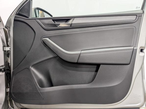 Skoda Rapid II с пробегом 2022 года, цена 1 775 000 рублей, 45272 км, лифтбек, Автокод Объявления