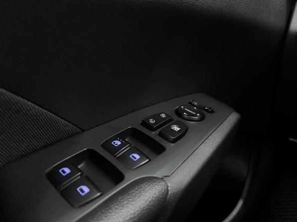 Hyundai Solaris II с пробегом 2018 года, цена 1 260 000 рублей, 145000 км, седан, Автокод Объявления
