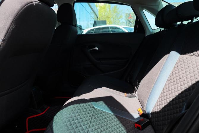 Volkswagen Polo V Рестайлинг с пробегом 2019 года, цена 1 290 000 рублей, 95545 км, седан, Автокод Объявления