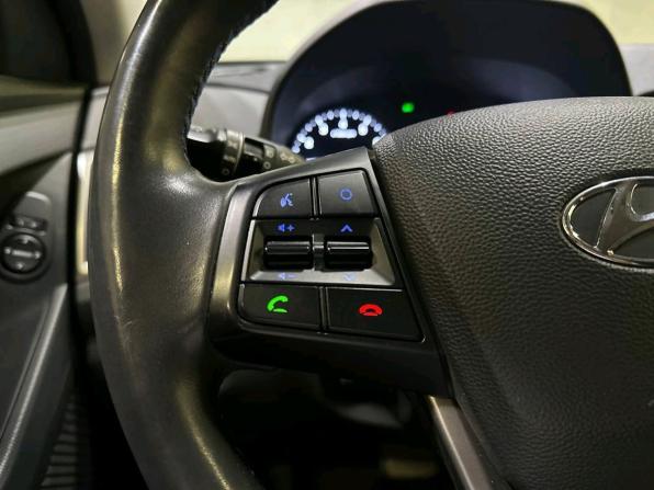 Hyundai Creta I с пробегом 2018 года, цена 2 000 000 рублей, 69490 км, внедорожник, Автокод Объявления
