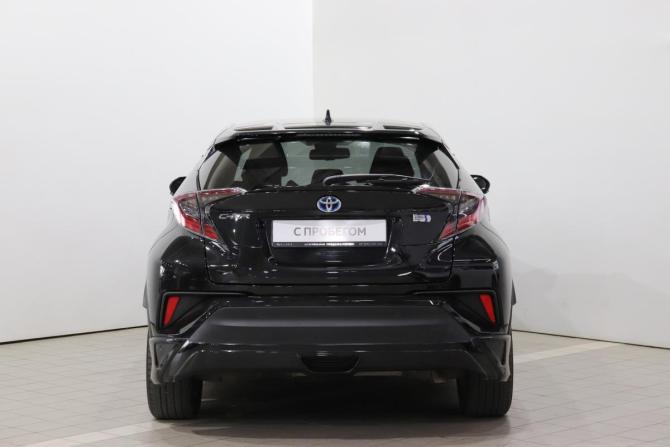 Toyota C-HR I с пробегом 2017 года, цена 1 715 000 рублей, 150544 км, внедорожник, Автокод Объявления