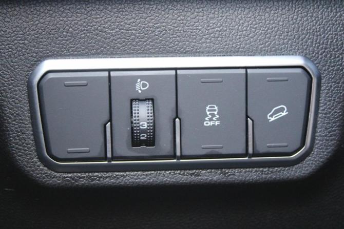Haval M6 II с пробегом 2023 года, цена 1 690 000 рублей, 35000 км, внедорожник, Автокод Объявления