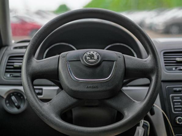 Skoda Yeti I с пробегом 2012 года, цена 918 000 рублей, 165192 км, внедорожник, Автокод Объявления
