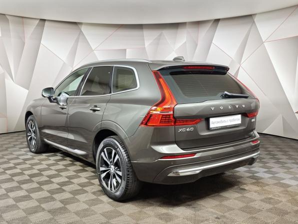 Volvo XC60 II Рестайлинг с пробегом 2022 года, цена 4 449 000 рублей, 69156 км, внедорожник, Автокод Объявления