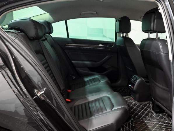Volkswagen Passat B8 с пробегом 2019 года, цена 1 990 000 рублей, 160907 км, седан, Автокод Объявления
