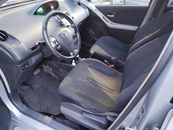 Toyota Yaris II с пробегом 2007 года, цена 430 000 рублей, 330000 км, хэтчбек, Автокод Объявления