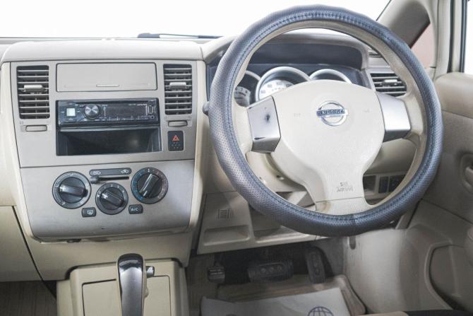 Nissan Tiida I Рестайлинг с пробегом 2009 года, цена 549 000 рублей, 245000 км, седан, Автокод Объявления