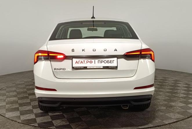Skoda Rapid II с пробегом 2020 года, цена 1 420 000 рублей, 90881 км, лифтбек, Автокод Объявления