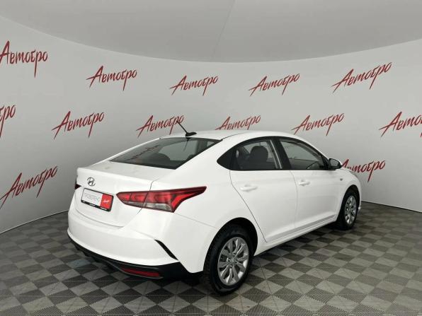 Hyundai Solaris II Рестайлинг с пробегом 2022 года, цена 1 585 000 рублей, 69035 км, седан, Автокод Объявления