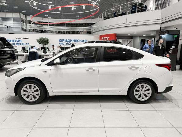 Hyundai Solaris II Рестайлинг с пробегом 2020 года, цена 1 150 000 рублей, 132315 км, седан, Автокод Объявления