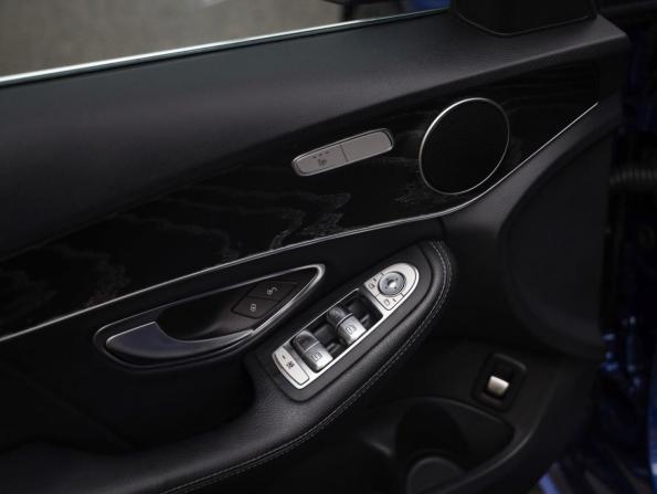Mercedes-Benz C-Класс IV (W205) Рестайлинг с пробегом 2018 года, цена 2 349 000 рублей, 167826 км, седан, Автокод Объявления