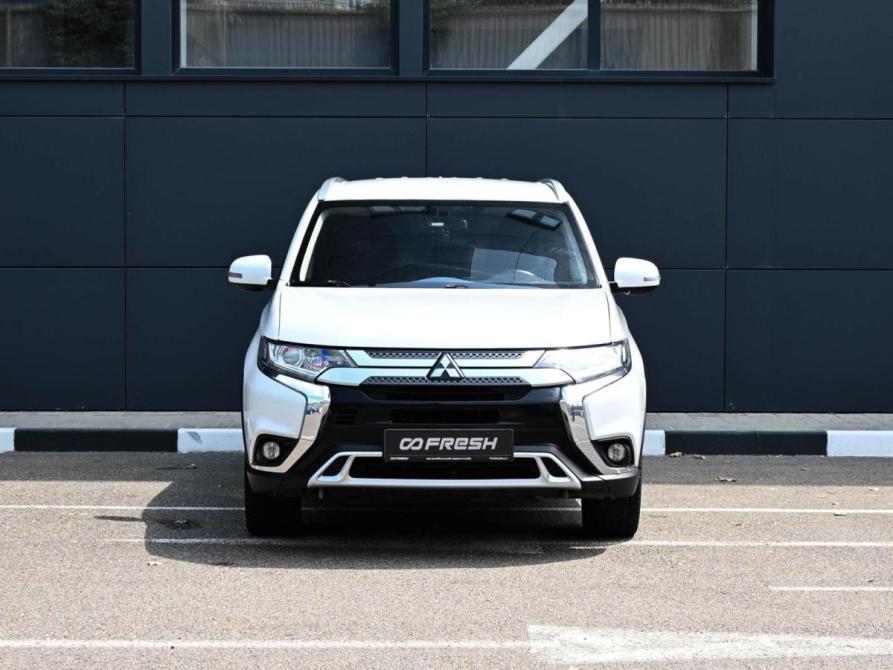 Mitsubishi Outlander III Рестайлинг 3 Новороссийск  - изображение 3