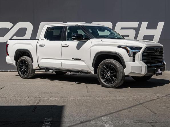 Toyota Tundra III с пробегом 2023 года, цена 8 730 000 рублей, 18371 км, offers.body_type.unknown, Автокод Объявления