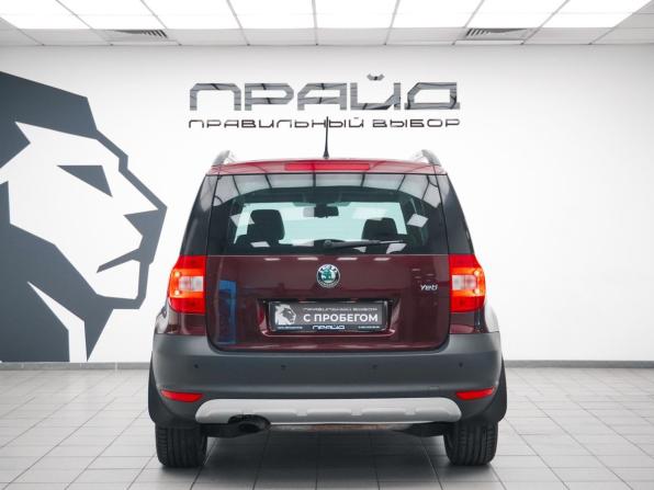 Skoda Yeti I с пробегом 2012 года, цена 850 000 рублей, 97000 км, внедорожник, Автокод Объявления