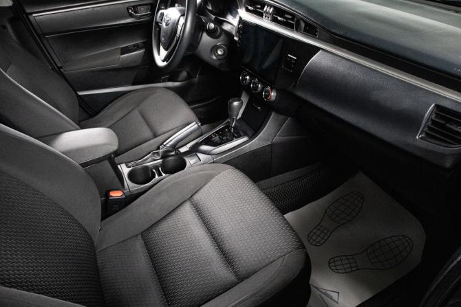 Toyota Corolla XI (E160 E170 E180) с пробегом 2013 года, цена 1 209 000 рублей, 182000 км, седан, Автокод Объявления