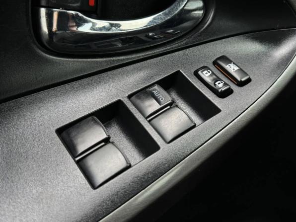 Toyota RAV4 III (XA30) Рестайлинг с пробегом 2011 года, цена 1 220 000 рублей, 233350 км, внедорожник, Автокод Объявления