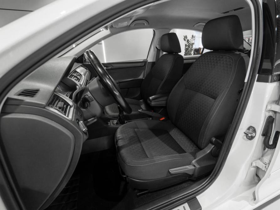 Skoda Rapid I Москва  - изображение 9
