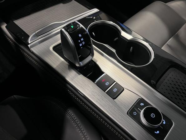 Omoda S5 с пробегом 2023 года, цена 1 717 000 рублей, 21383 км, седан, Автокод Объявления