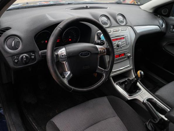 Ford Mondeo IV с пробегом 2008 года, цена 675 000 рублей, 300999 км, универсал, Автокод Объявления